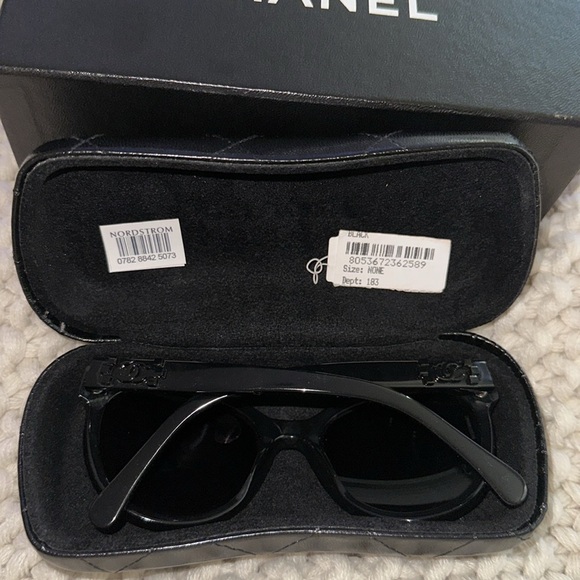 Chanel Black Luxottica Group Cat Eye Classic Sunglasses - Picture 12 of 12